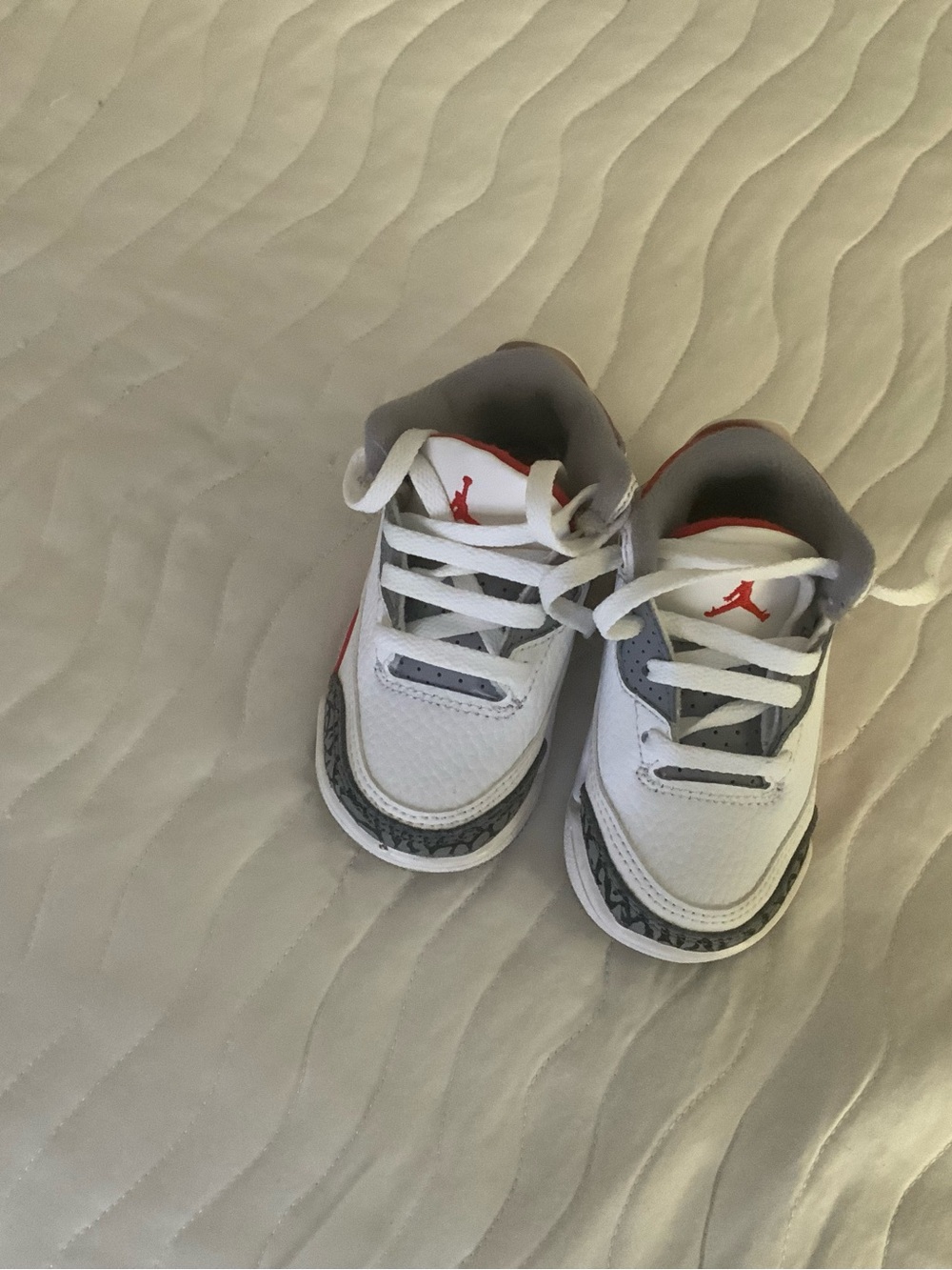 Jordan Kids White, Gray & Red Low-Top Sneakers